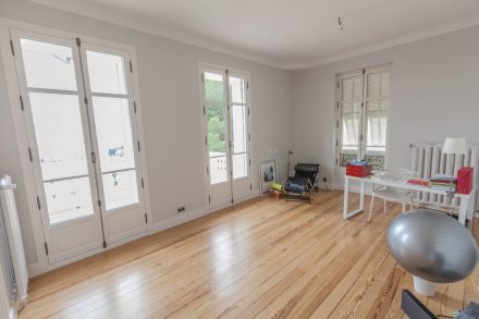 Portes fenetres en bois Tradilou pour une villa niçoise