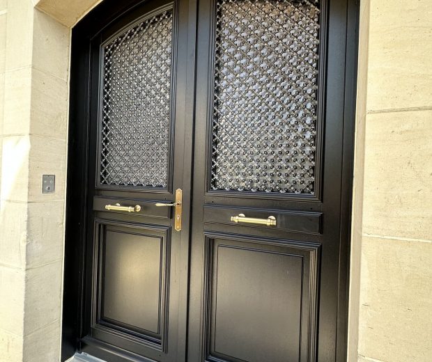 porte bois traditionnelle grille