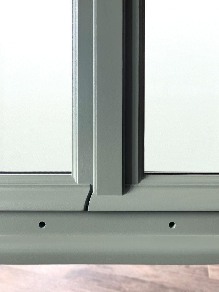 Jet d'eau filant à doucine fenetre